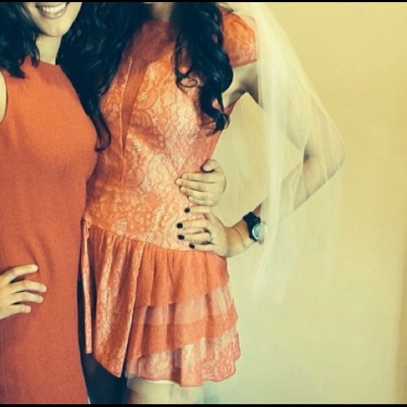 bcbg mini dress red lace - Picture 3 of 4